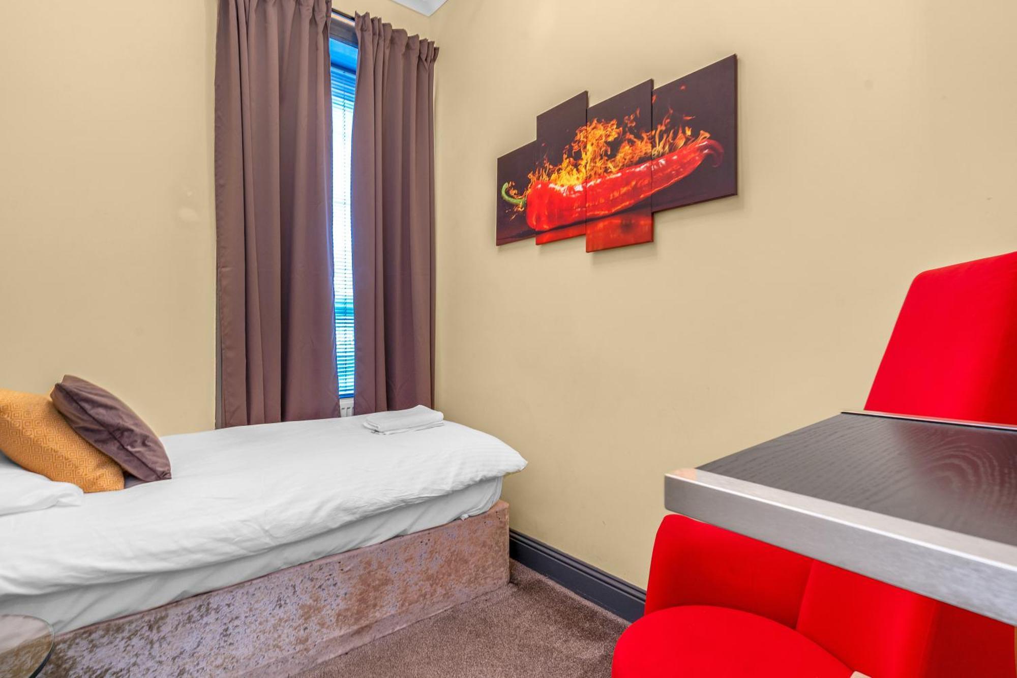 Cosy Modern City Centre Flat Edimburgo Exterior foto