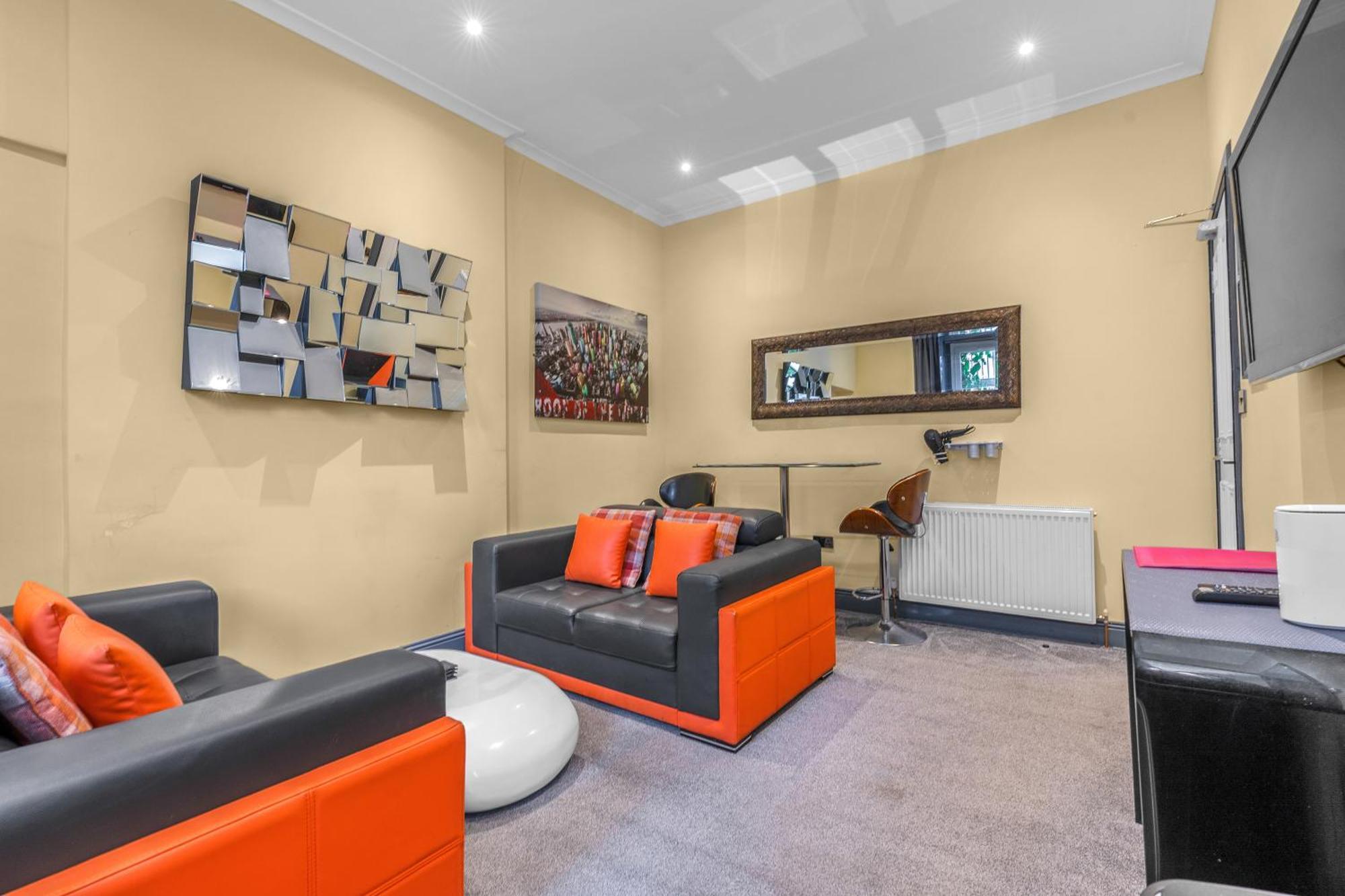 Cosy Modern City Centre Flat Edimburgo Exterior foto